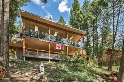 Image de Belle maison au bord du lac sur le lac Heffley