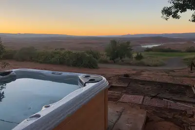 Image de Profitez des Meilleures vues sur le lac Powell * Hot Tub * Large 4 Br \/ 2. 5ba sur le terrain de golf