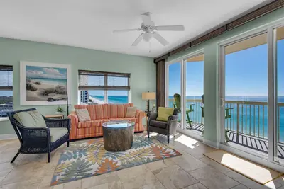 Image de Calypso 3br, 3ba. Plus de fenêtres. De meilleures vues! Service de plage! À côté de Pier Par