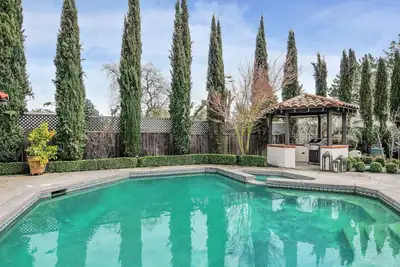 Image de Luxueuse villa Sonoma avec piscine / spa - 1, 6 km de Sonoma sq. , 6 vélos!