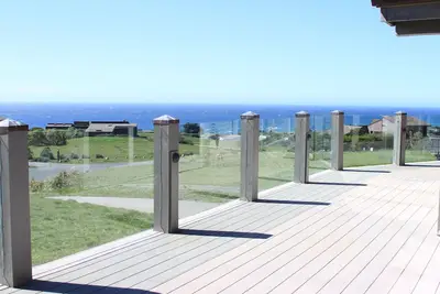 Image de Vue Imprenable Sur L'OCÉAN De Chaque Chambre! - Marche À La Plage! - Wifi Gratuit!