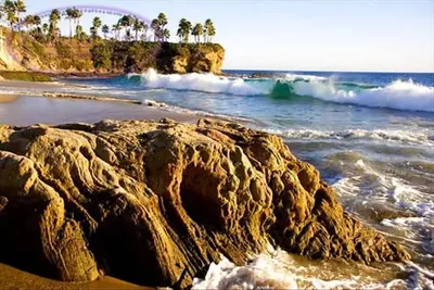 Image de North Laguna Spectaculaire Ocean View Home-pied de la plage et de la ville!