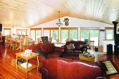 Image de Très Privé Accueil au milieu de 2 millions d'acres de Lewis & Clark Forest
