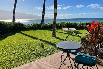 Image de Mak-A6 - Condo au 1er étage sur la plage à Maui avec double lanai - vue épique; 2br / 2ba 4 personnes