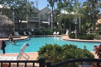 Image de Pet Friendly! 3 chambres 3 salles de bain complètes!