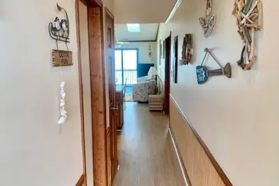 Image de Magnifique condo en bord de mer au 4ème étage - à quelques pas de la plage