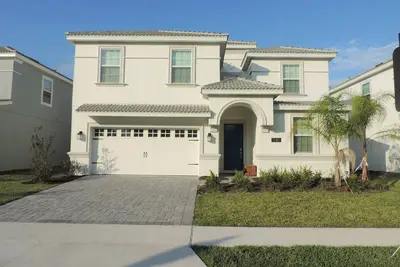 Image de Tout nouveau quartier Disney de luxe - 8Br / 5Ba / Théâtre / Salle de jeux / Piscine privée / Cg1565