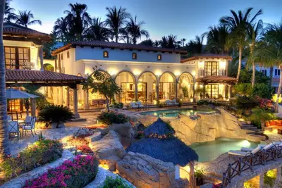 Image de Villa de luxe avec vue sur l'océan, 6 chambres