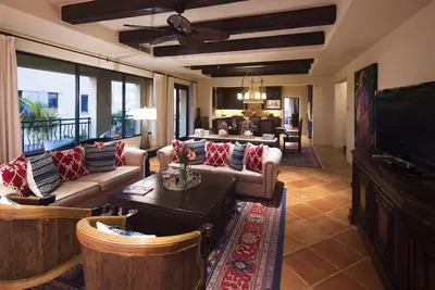 Image de Hacienda Beach Club * Vue imprenable * Plan d'étage ouvert * 3 Br peut louer à 2