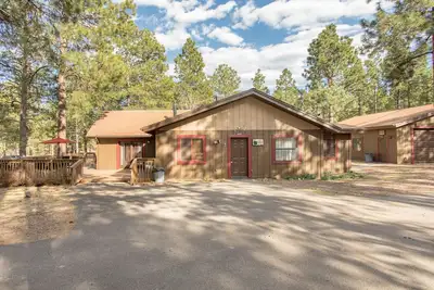 Image de Unique en son genre dans flagstaff C'est une cabine sur 10 acres avec dortoir