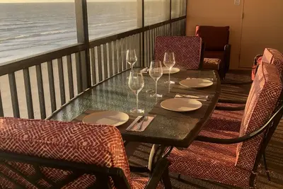 Image de Condo de luxe en bord de mer en coin