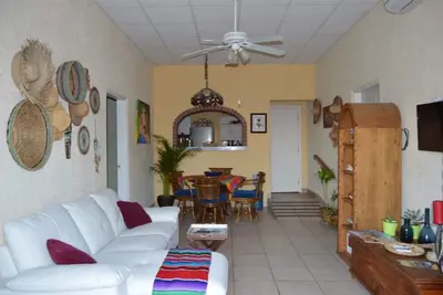 Image de Casita de la Paz avec vue sur la plage et la ville