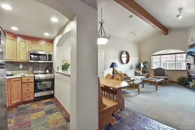 Image de Zermatt Villa 3068 - Cuisine complète avec 2 chambres et 2 salles de bain