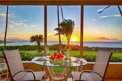 Image de Étapes de la plage et des vues extraordinaires