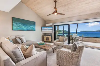 Image de Rénové Maui Oceanfront 3br / 3ba Condo Droit sur l'océan!