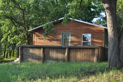 Image de Catfish Cabin - chalet confortable près de l'eau à Texoma!