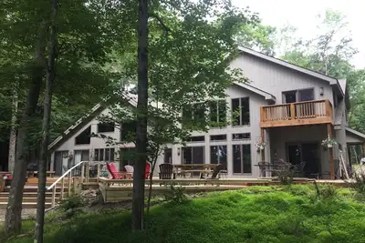 Image de 100 'plage privée sur le lac, nouveau quai, court de tennis, magnifique