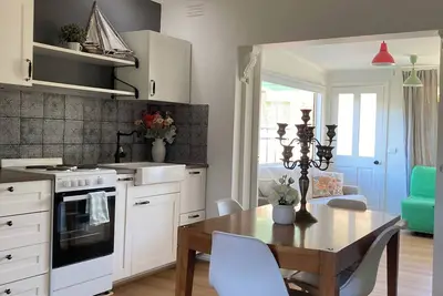 Image de Cottage by the Sea --- Réponse rapide 24/7