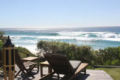 Image de Azure sur la plage 1, Top 10 Beach Front House.