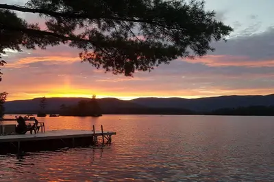 Image de Squam Lake, vue imprenable, retraite paisible et privée