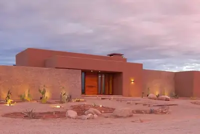Image de Villa dans la vallée d'Uco à Bodega O. Fournier dans la région viticole de Mendoza