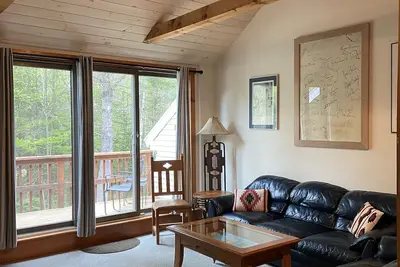 Image de Tripyramid Townhouse, 2 Br 2 Ba au coeur du Mont Blanc. ForĂŞt nationale