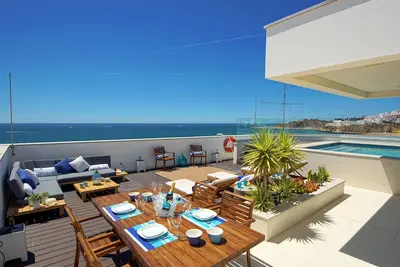 Image de Magnifique villa dans un environnement parfait - Vue mer - Piscine chauffée (Nouveau)