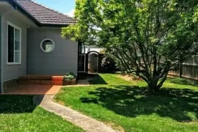 Image de Magnolia Coin Bowral