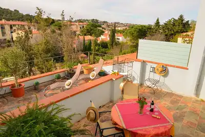 Image de Au calme, belle vue dégagée à 250m des plages et des commerces avec Wifi.