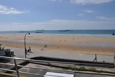 Image de grand appartement front de mer saint-malo
