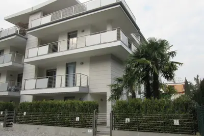 Image de Appartement Ă deux pas du lac / plage et proche du centre