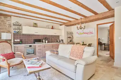 Image de Charmot de Pommard, 1bdr / qualité 1bth, charme Apt, village central Pommard