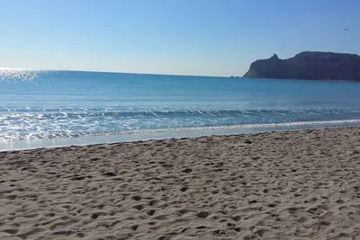 Image de Villa mitoyenne à moins de 1 km. de la plage de Poetto