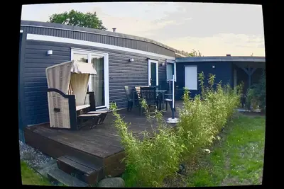 Image de Ren. w Cottage. Terrasse \/ jardin sur le lac Dumber - Chiens acceptés - Loisir