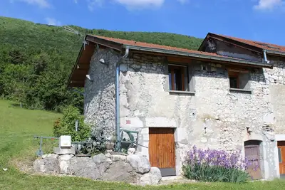 Image de P'ti cellier qui n'a rien Ă envier aux grands. . .