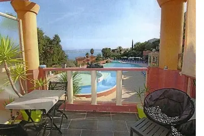Image de T2 climatisé, piscine, vue mer panoramique sur baie de Cannes 4 pers.