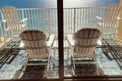Image de Spécial automne, 50% de rabais! Vivre de luxe sur la plage!