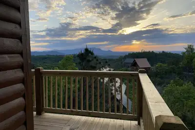 Image de À couper le souffle Mountain View’s. Près de Gatlinburg, Pigeon Forge.