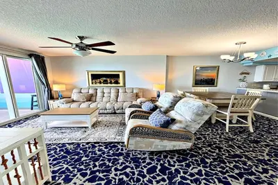 Image de Ocean Walk Endless Summer - 2 chambres directement en bord de mer