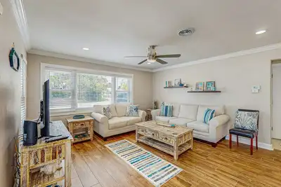 Image de Nouvelle Liste! Anna Maria Island condo avec piscine chauffée, à quelques pas de la plage