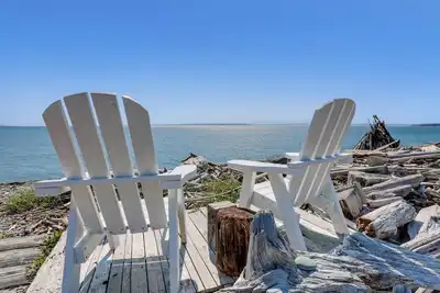 Image de Whidbey Island Beach Cottage, Sur La Plage à Admiralty Inlet! Coucher de soleil!
