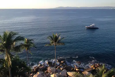 Image de Zone Sud plage privée avec toutes les commodités - Condo de luxe Nouvellement rénové