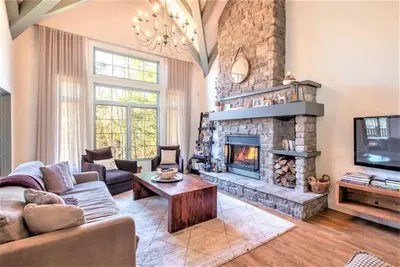 Image de Panache 506 \/ Chalet spectaculaire au Mont-Tremblant, Panache 506 \/ Summer Home with private hot tub