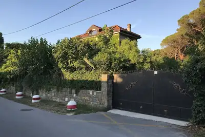 Image de Maison familiale Parenzana & jardin, vélos gratuits