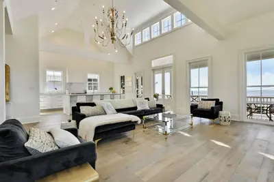 Image de Belle nouvelle maison en bord de mer! Profitez du meilleur de Waveland et de Bay St Louis