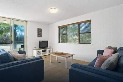 Image de 2/56 Lawson Street @ Clarkes Beach