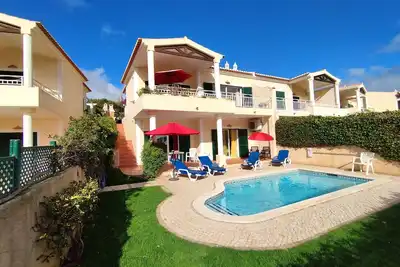 A pretty Villa with Wonderful Ocean Views. Private Swimming Pool.