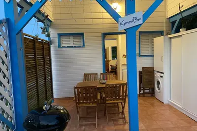 Image de Bungalow climatisé avec terrasse et jardin proche plage sable blanc Sainte-Anne