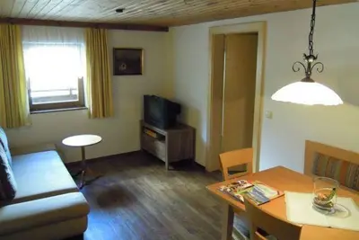 Image de Appartement \/ 2 chambres \/ douche, Wc - Höchhäusl, maison de vacances