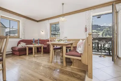 Image de Appartement \"Lienzinger\" & \"cuisinière haute\" - Scharrerhof, ferme pour bébés et enfants
